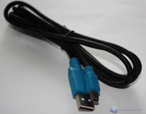 Corsair Vengeance_K65_23